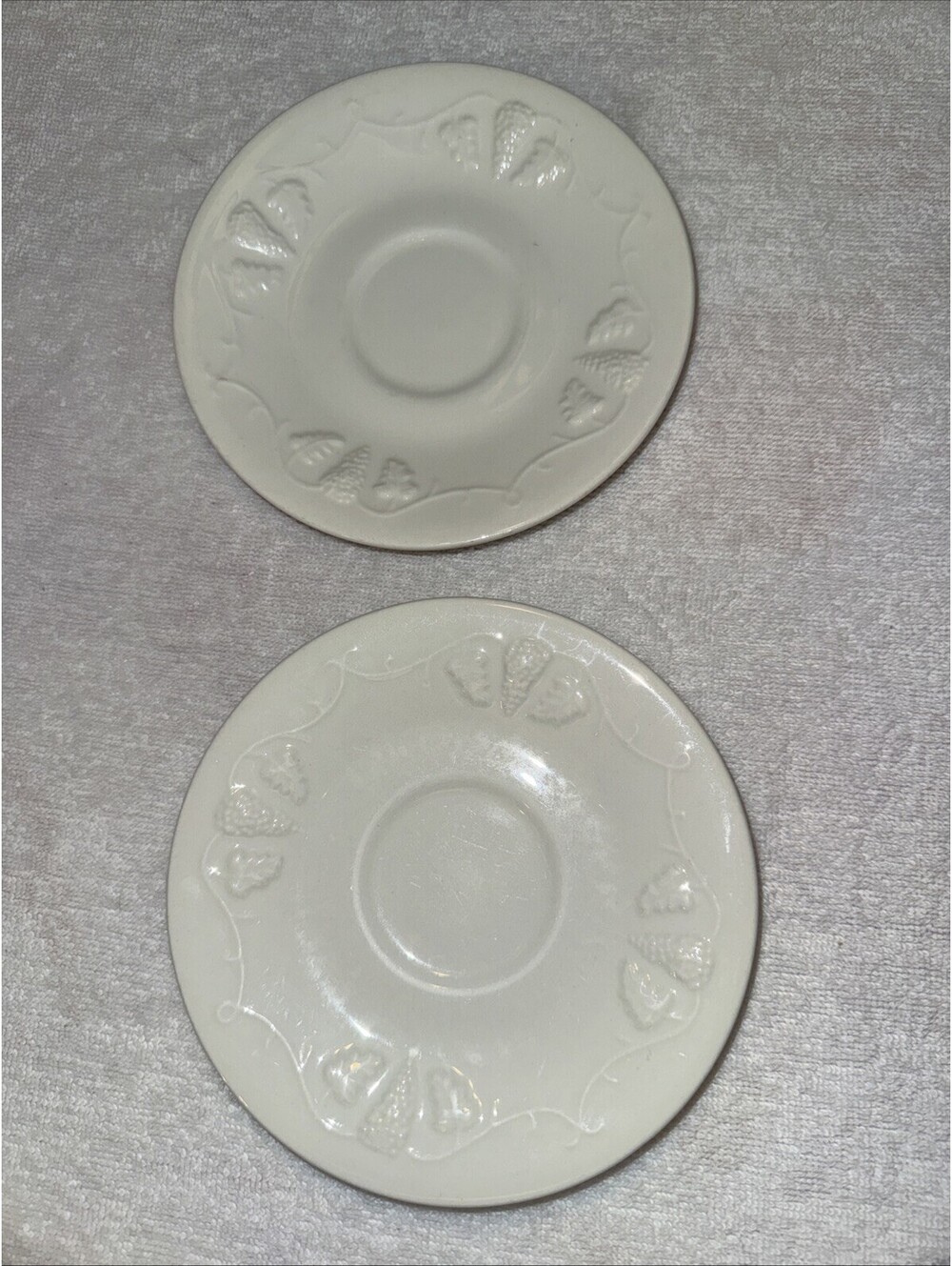 Small Plates Set of 2 Red Cliff Ironstone Grape Pattern Replacement Plates